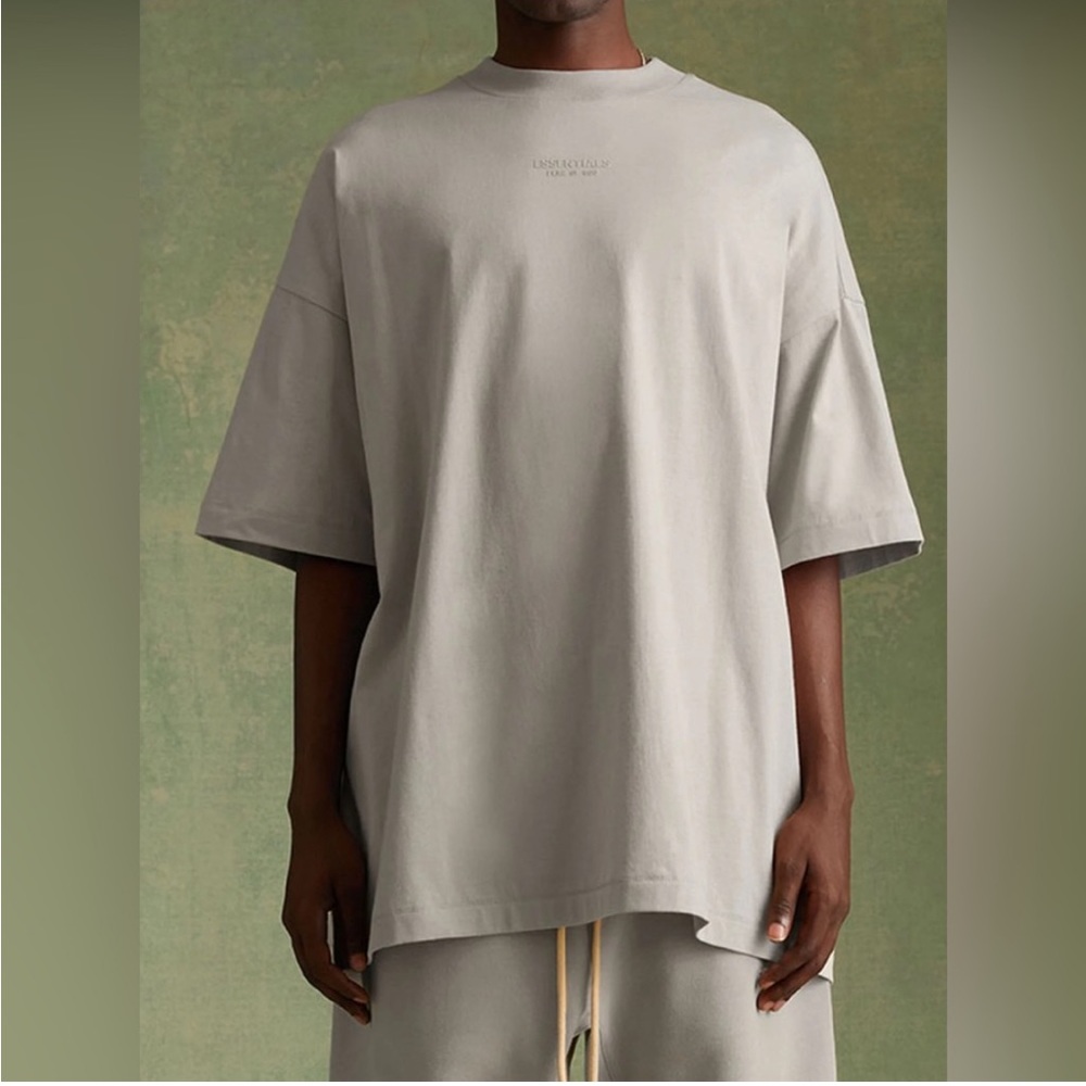 SOLD Fear of God Essentials Silver Cloud Tee Shirt T-Shirt FOG Gray